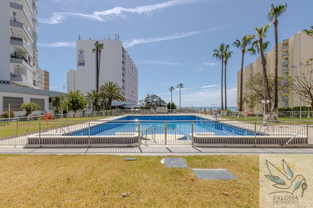 Wonderful Studio Apartment On The Beachfront 베날마데나코스타 외부 사진